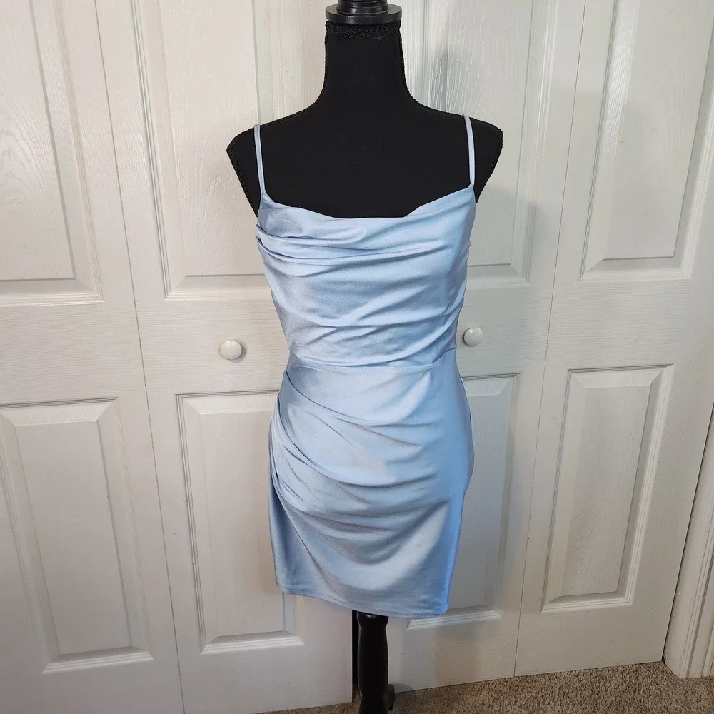 embellished midi dress LEO LIN - Desiree neck%0D%0ALong%20sleeves%0D%0AEmbellished%20with%20rhinestones%0D%0AConcealed%20zipper%20at%20back%0D%0AGentle%20Dry%20Clean%20Only%0D%0ALength%3A%20Midi%0D%0A%0D%0AMATERIAL%3A%0D%0A%0D%0APolyester%20%2B%20Cotton%0D%0AHigh%20quality%20durable%20fabric Lauren Top & Blossom Style:Ankle Size(<a href=
